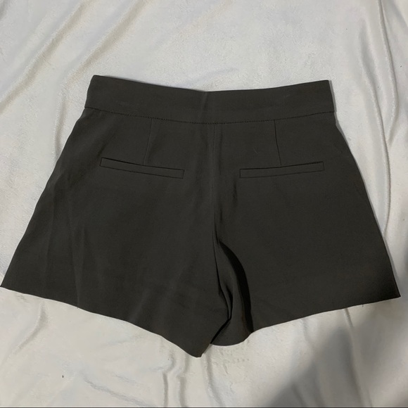Babaton High-Waisted Shorts - Picture 3 of 4